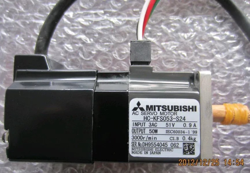 Mitsubishi_208