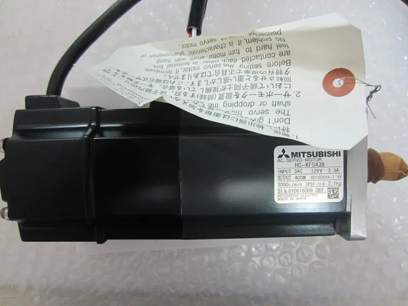 Mitsubishi_236