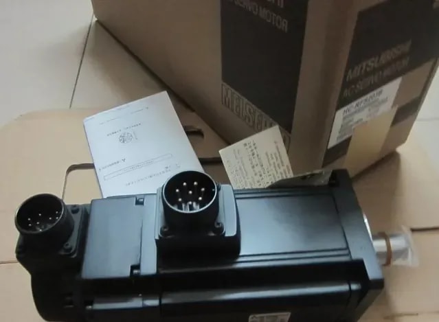 Mitsubishi_248