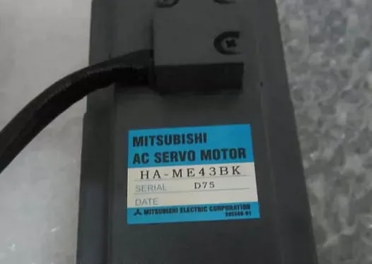 Mitsubishi_257