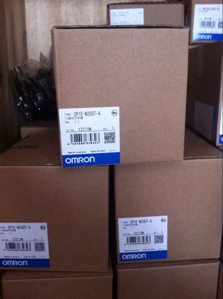 Omron CJ1W-MAD42 OMRON I/O UNIT part of PLC Expansion Modules,